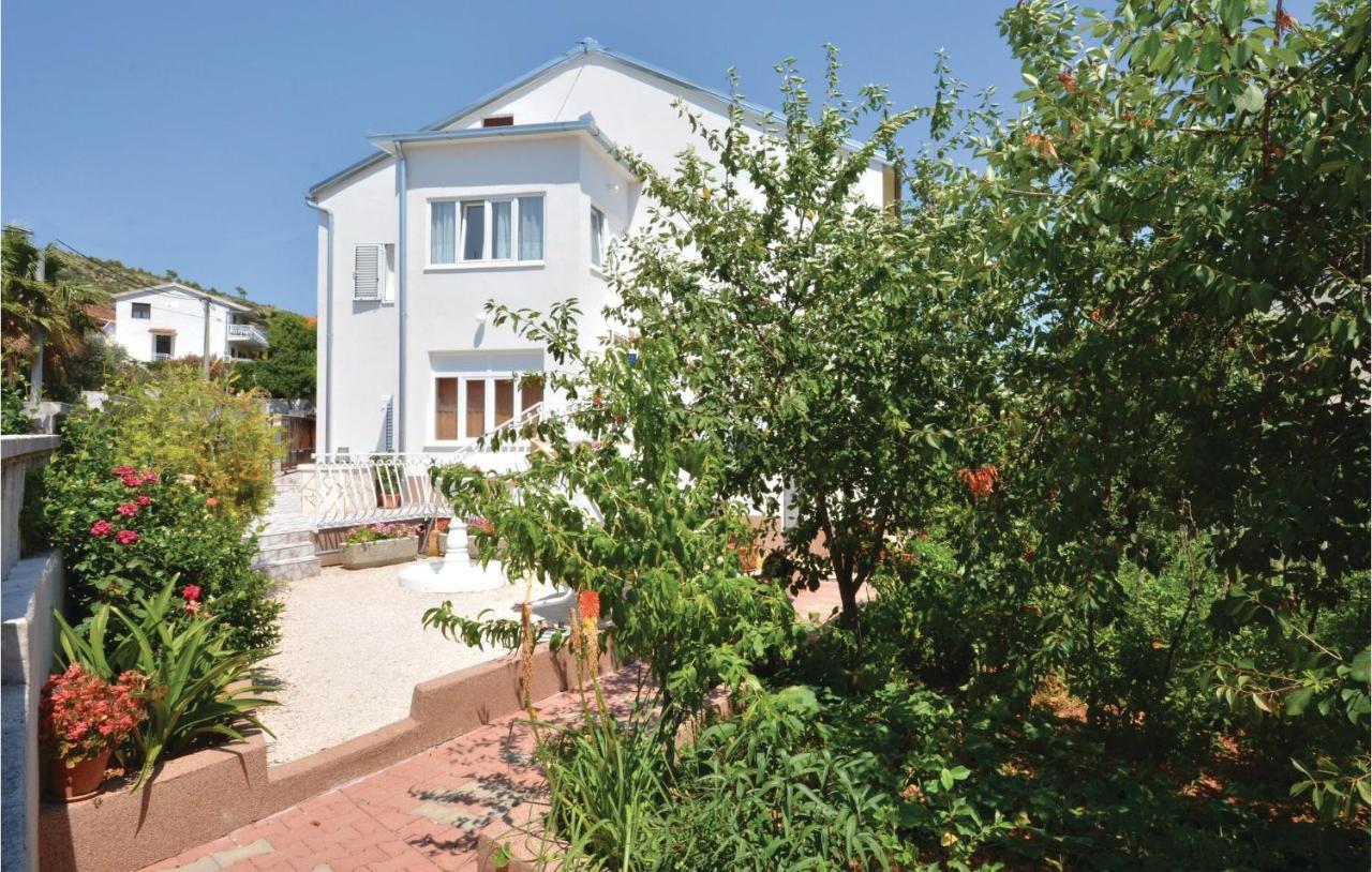 Gorgeous Apartment In Marina With Wifi Εξωτερικό φωτογραφία